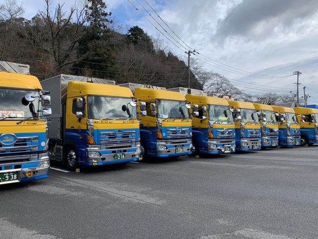 山川運輸株式会社/6t・大型・大型平ドライバー・アドレス変更 求人